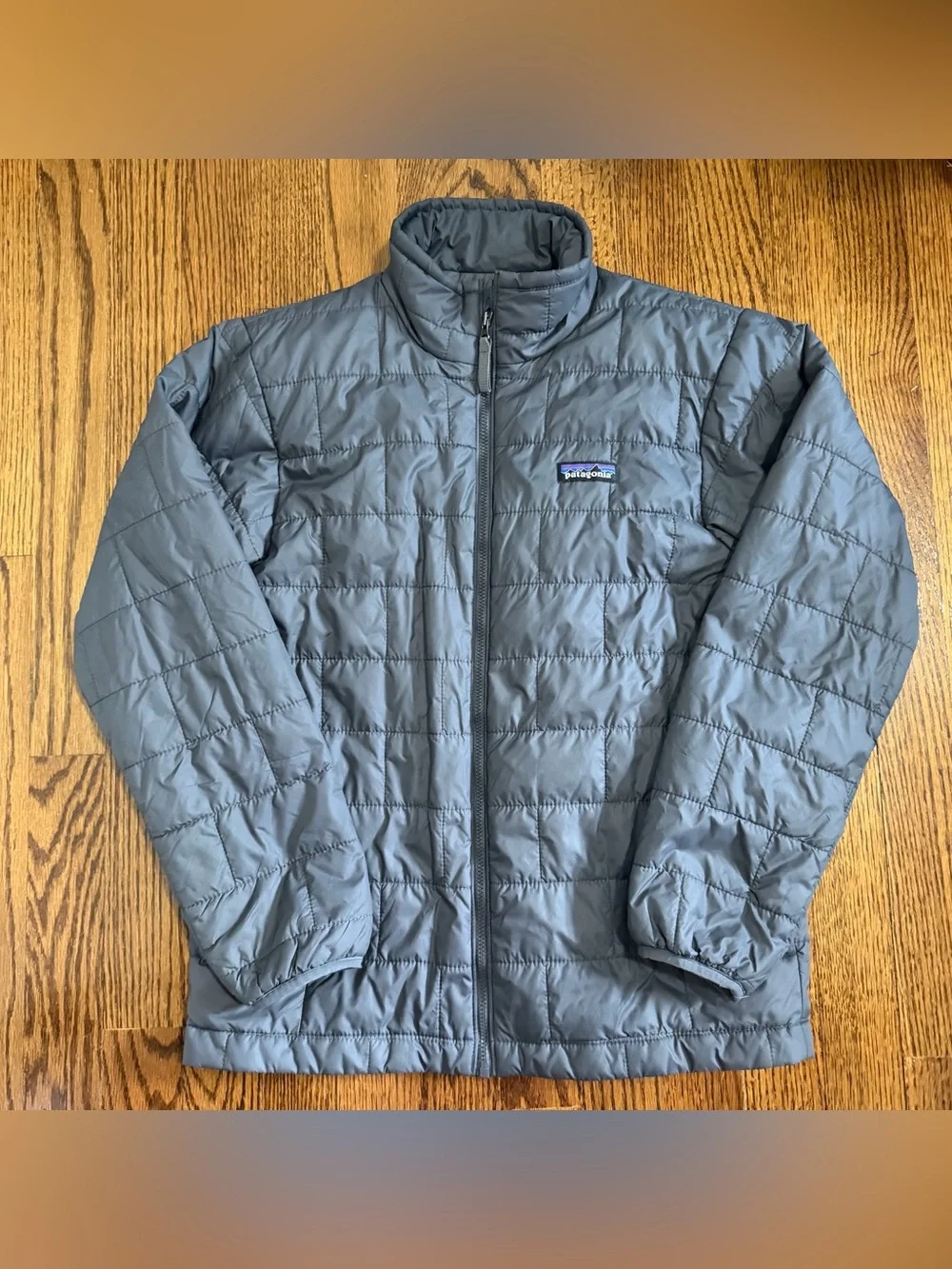 Patagonia Boys Dark Gray Quilted Down Jacket Size Large